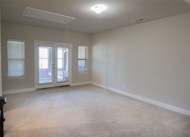 Building Photo - 6267 Blythe Dr