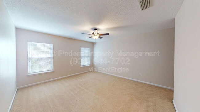 Building Photo - 3105 E Banister Rd