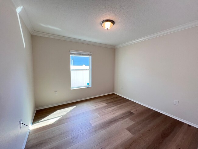 Building Photo - The perfect House for rent in Clermont!