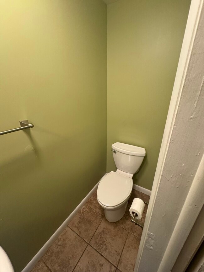 Building Photo - 500 S Lincoln St