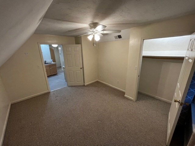 Building Photo - 15 Waterloo St