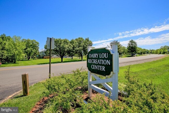 Building Photo - 13505 Coates Ln