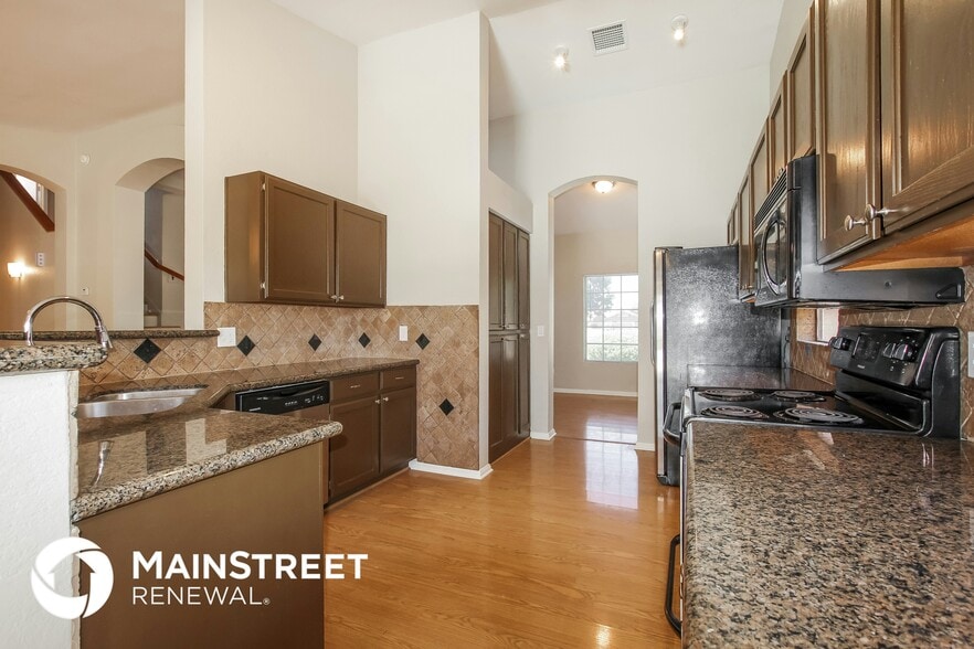 Building Photo - 4403 W Cielo Grande