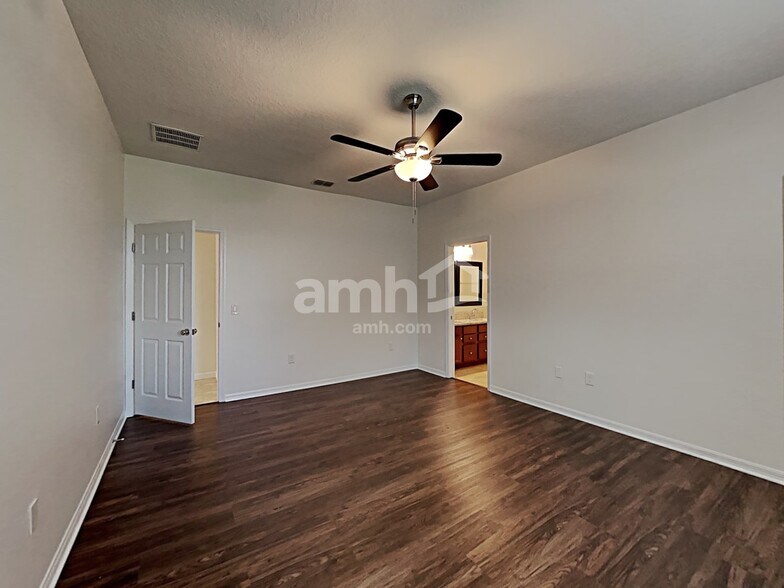 Building Photo - 3646 Moca Dr