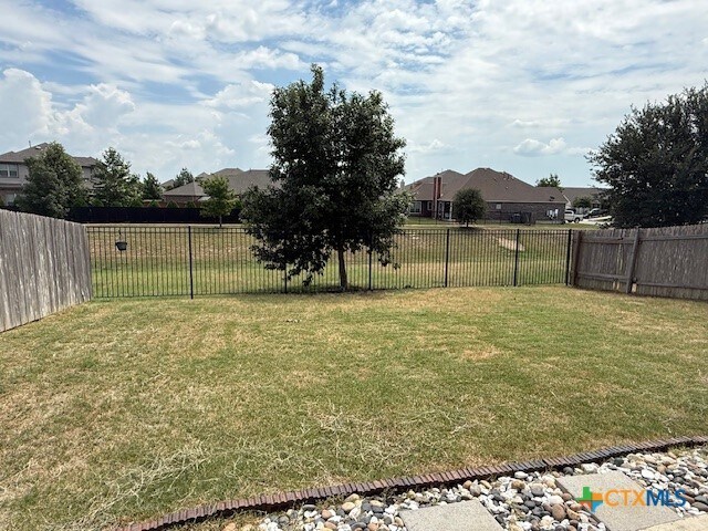 Building Photo - 612 Blue Oak Blvd