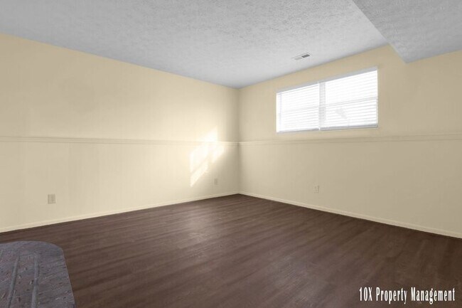 Building Photo - 1954-1956 Briceton Dr