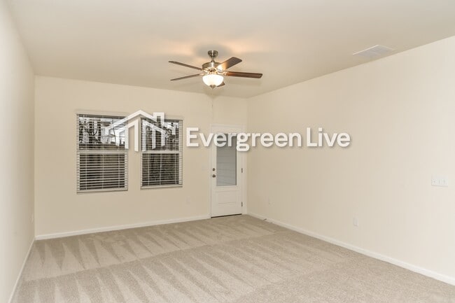 Building Photo - 169 Snowdrop Ave