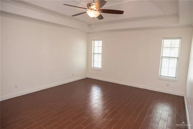 Building Photo - 5917 N Cynthia St