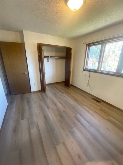 Building Photo - 339 Aristocrat Dr