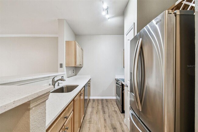 Building Photo - 5000 Culbreath Key Way