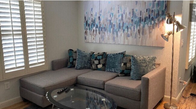 Building Photo - SUMMERLIN CONDO-FULLY FURNISHED, ALL UTILITIES INCLUDED!