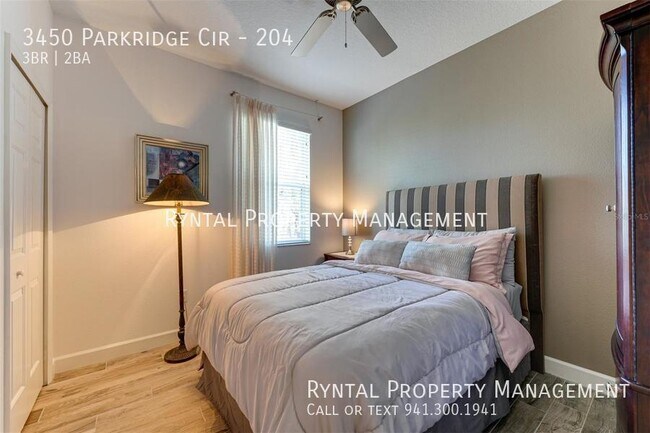 Building Photo - 3450 Parkridge Cir