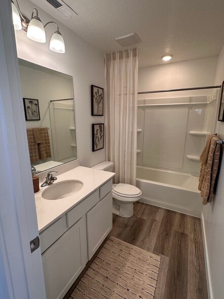Building Photo - 907 S Sea Horse Ct