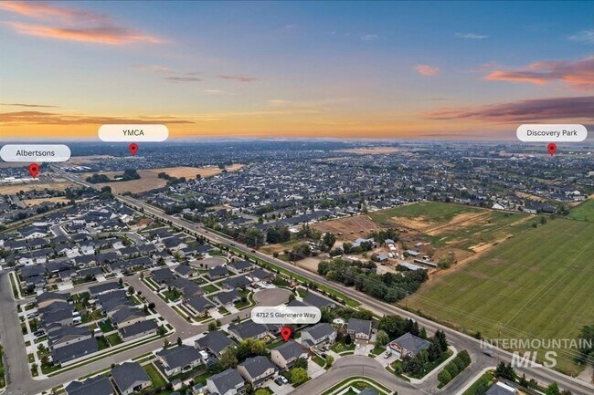 Building Photo - 4712 S Glenmere Way