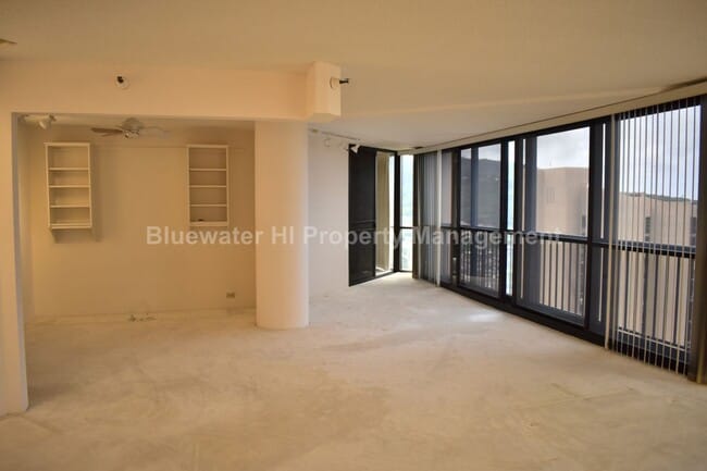 Building Photo - Craigside 2/2/2, 1656 sq. ft (Nuuanu Area)