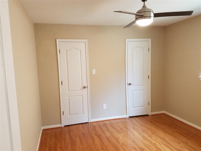 Building Photo - 5530 Melanite Ave