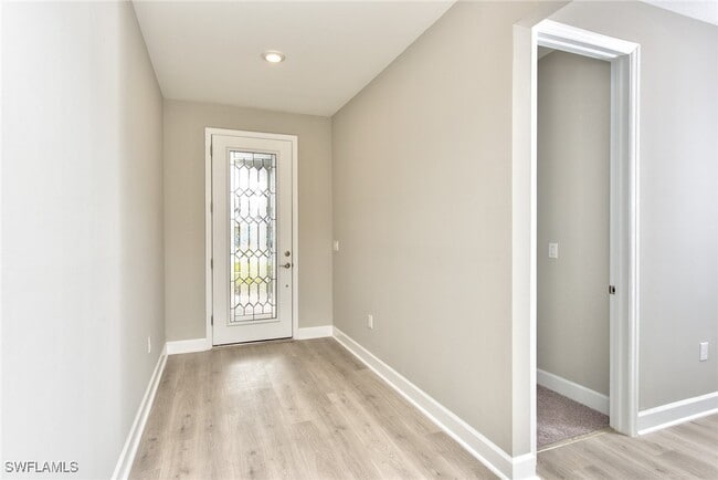 Building Photo - 2066 Grove Dr