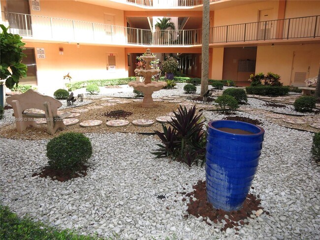 Building Photo - 8600 SW 133rd Avenue Rd