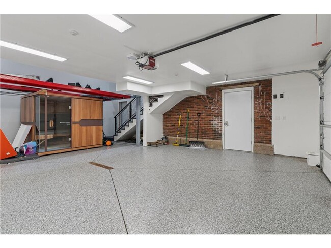 Building Photo - 1290 Snelling Ave N