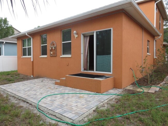 Building Photo - 7402 S Fitzgerald St