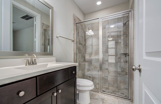 Building Photo - 11023 Acorn Falls Dr