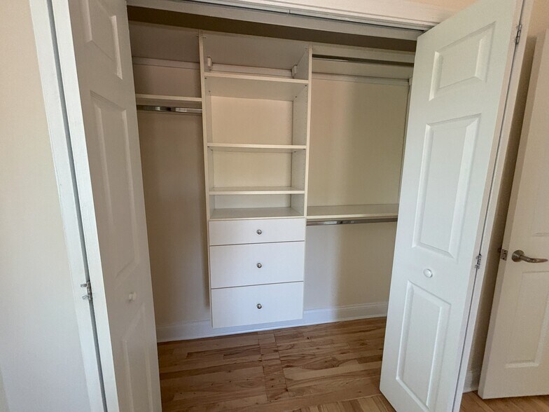 Building Photo - 153 Saint Paul St