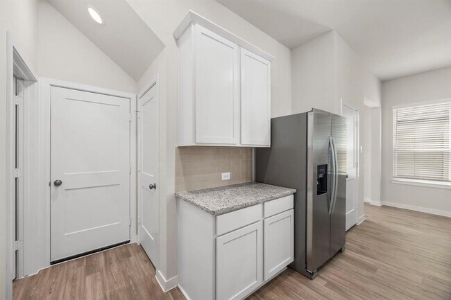 Building Photo - 12535 Llano Estacado Dr