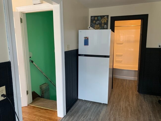 Building Photo - 108 Elmwood Ave