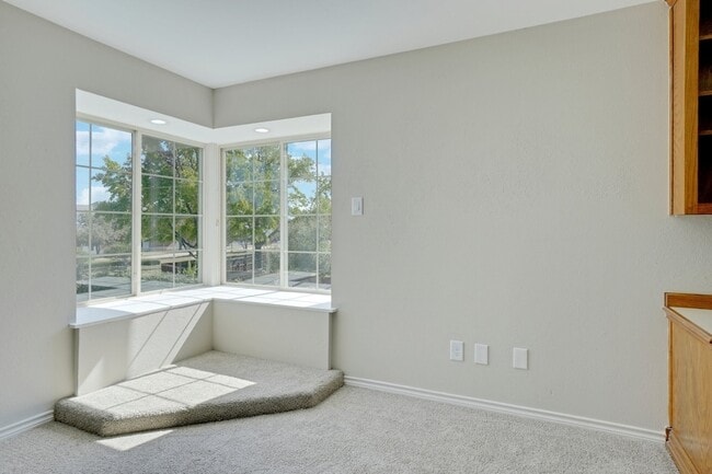Building Photo - 1216 Horizon Trail