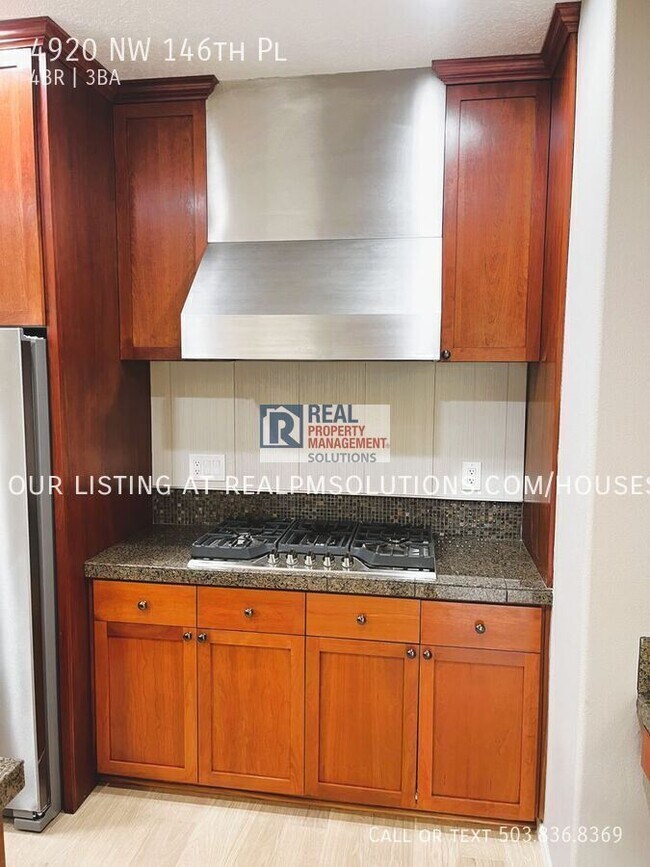 Building Photo - 4920 NW 146th Pl