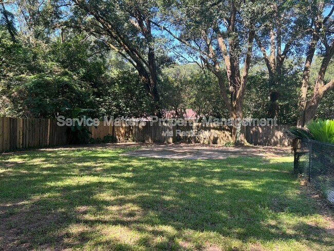 Building Photo - 5067 Serry Ln