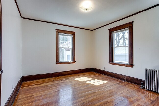 Building Photo - 152 Theodore Parker Rd