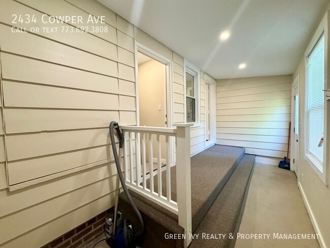 Building Photo - 2434 Cowper Ave