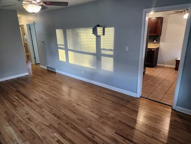 Building Photo - 4001 36th Pl