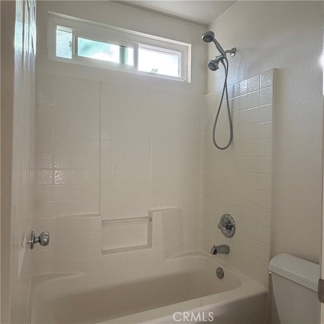 Building Photo - 597 Hummingbird Dr