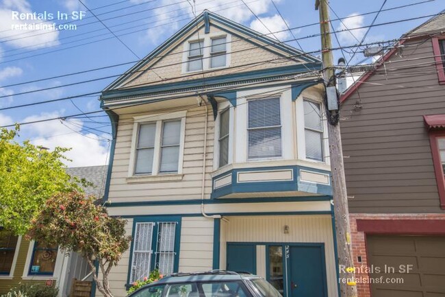 Building Photo - 245 Chenery St