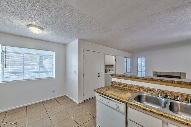 Building Photo - 1961 Cosmic Dr