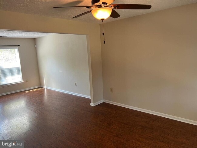 Building Photo - 6638 Antelope Ct