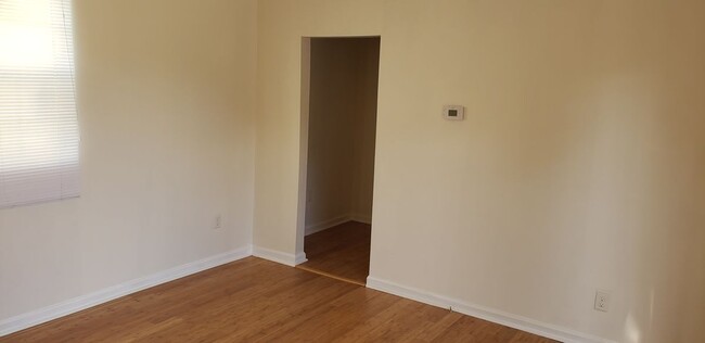 Building Photo - 4501 Majestic Oaks Dr