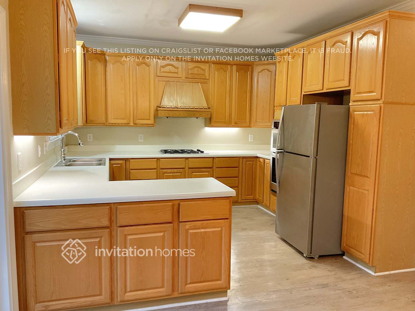 Building Photo - 1916 Bonaventure Way