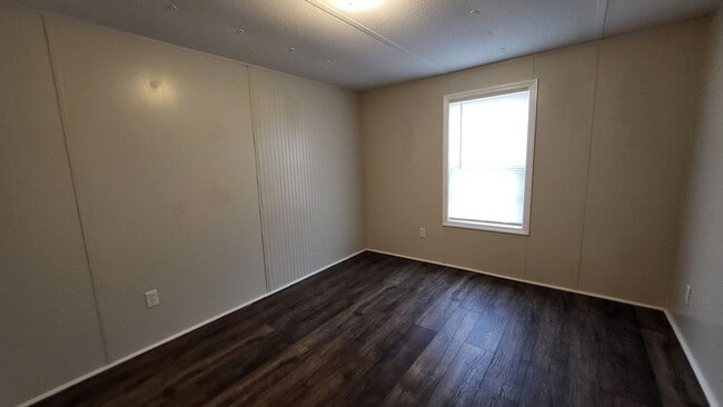 Building Photo - 3-Bedroom 2-bath double wide