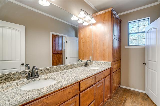 Building Photo - 129 Eagle Dr