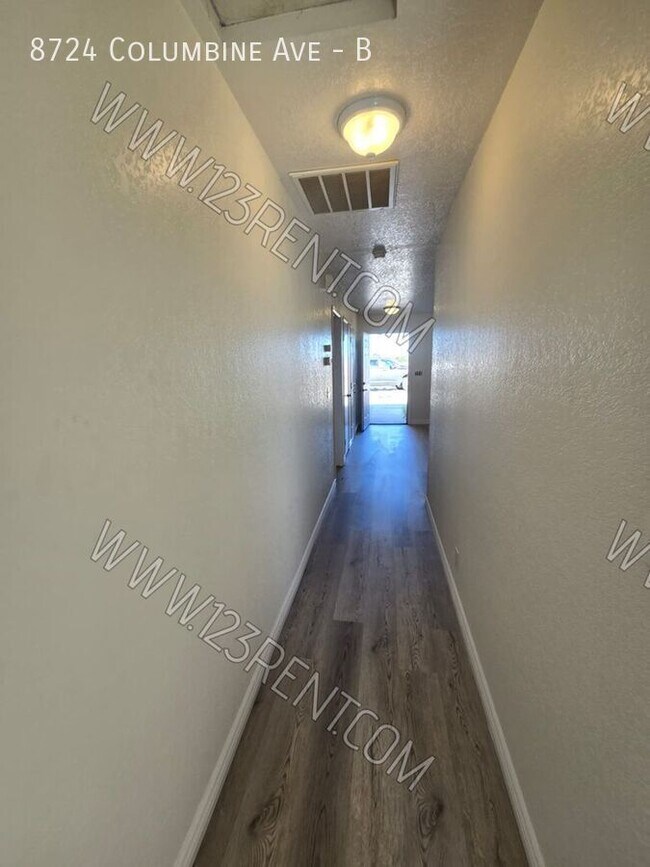 Building Photo - 8724 Columbine Ave