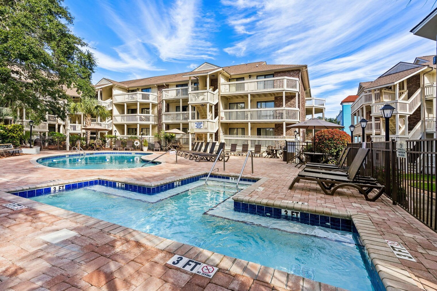 Building Photo - 2805B N Ocean Blvd