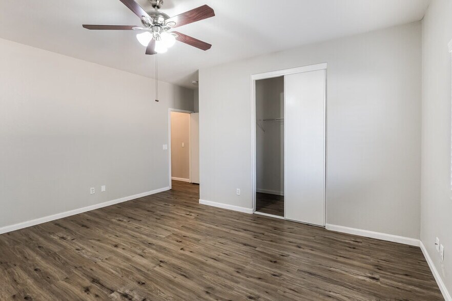 Building Photo - 6522 W Elwood St