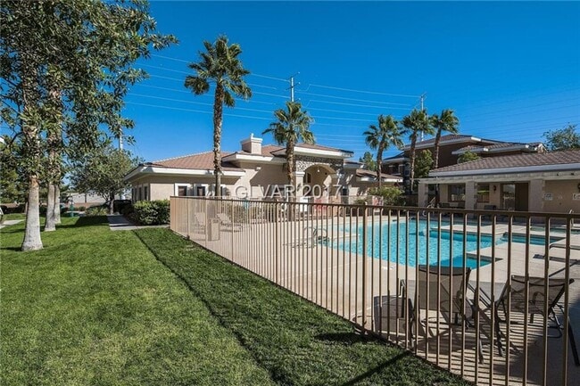 Building Photo - Beautiful 2 BR In Gated 89052 Community