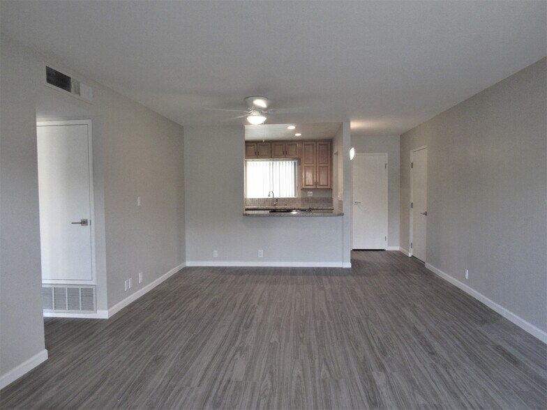 Great room - 4620 N 68th St