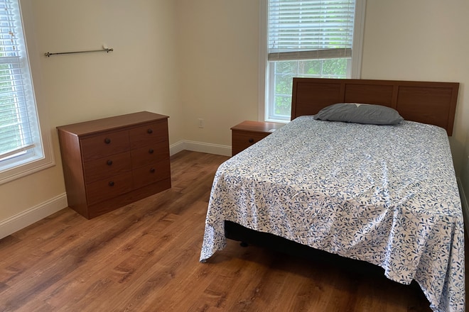 Building Photo - 28 Armstrong Rd