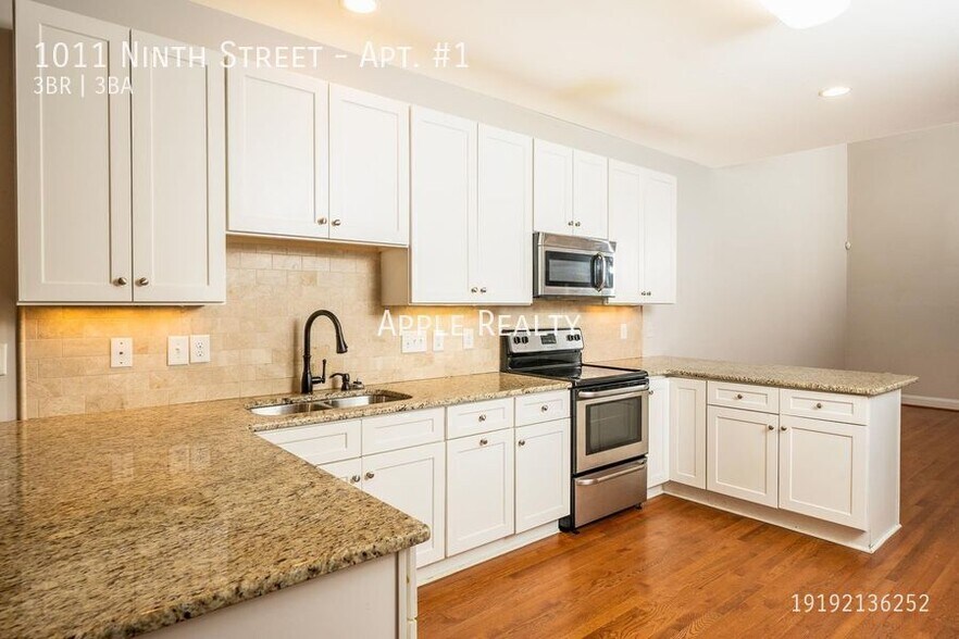 Building Photo - 1011 Ninth Street-Apt. #1