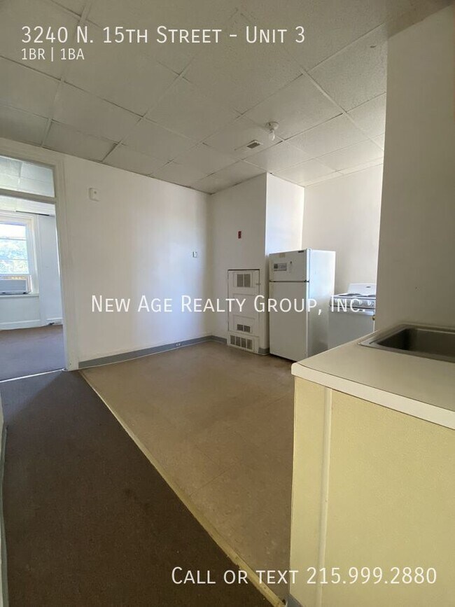 Building Photo - 3240 N 15th St